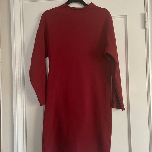 Frank & Eileen Izzie Sweatshirt Party Dress TRIPLE FLEECE Size: XS, Cranberry - Picture 3 of 6